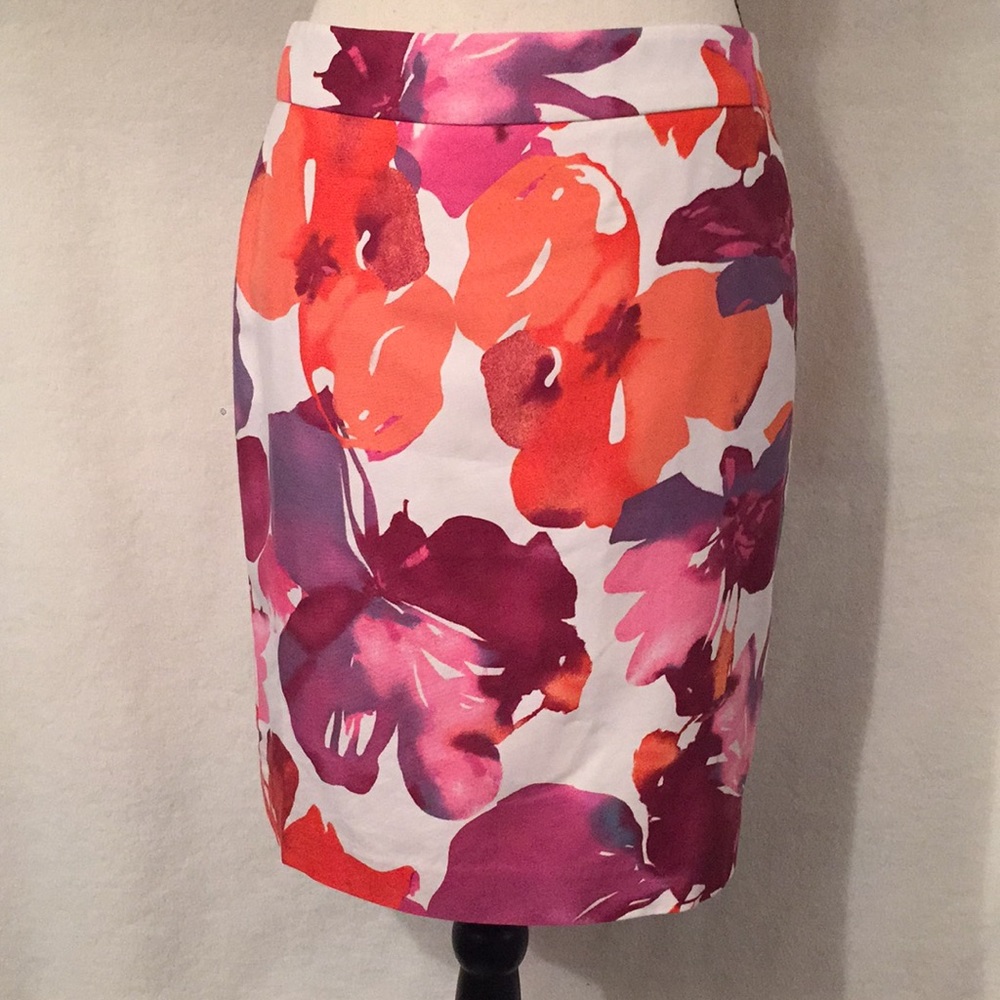 LOFT pink purple watercolor floral pencil skirt